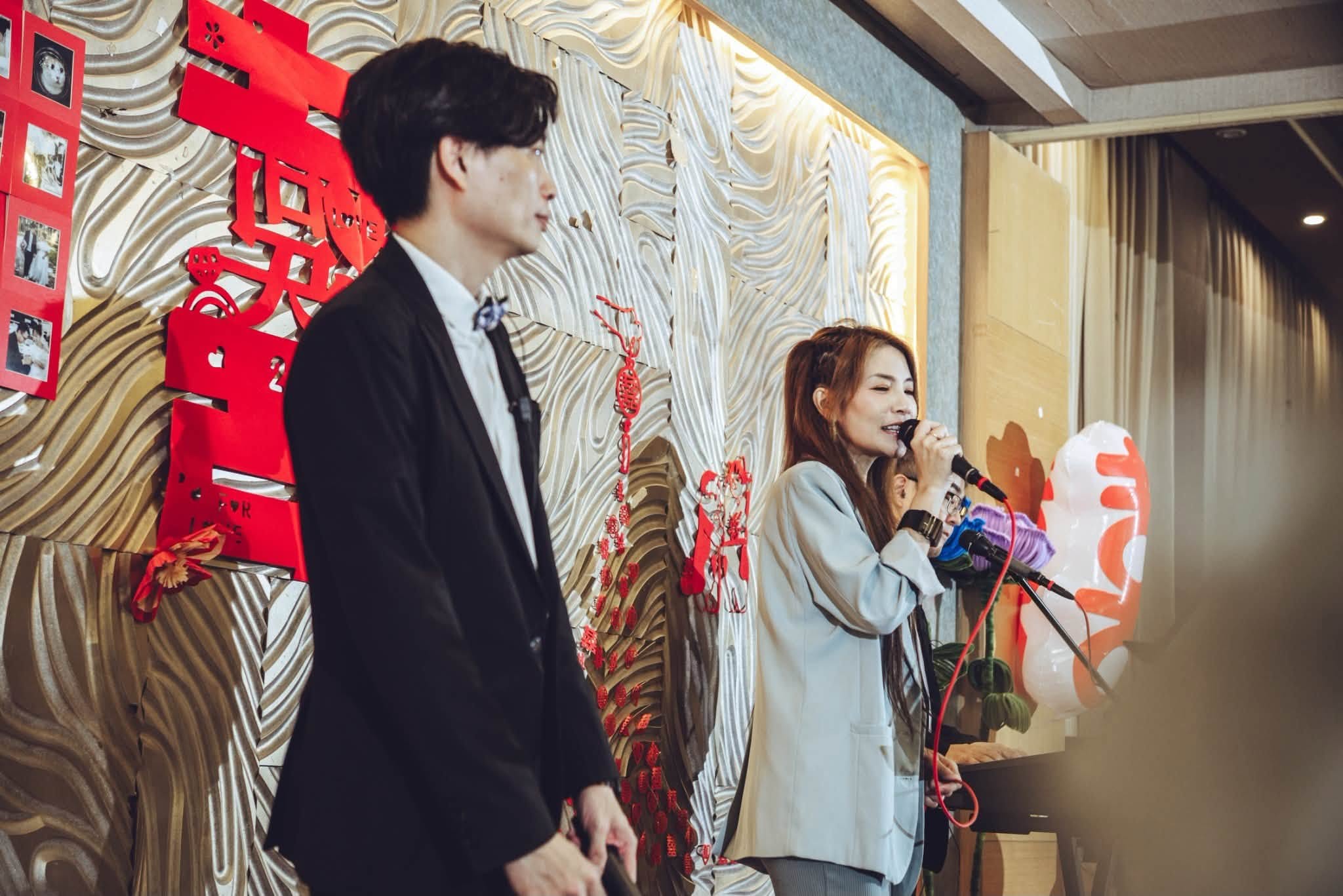 昀暹與佳蓉婚禮幸福合影
